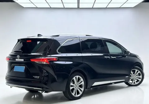 2024 Toyota Sienna 2.5L 189HP L4 E-CVT Hybrid,autocango,china used car exporter,china ev exporter,chinese used car exporter,chinese used ev exporter