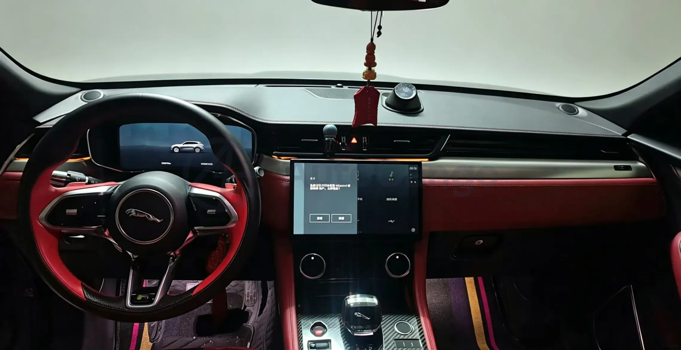 2021 Jaguar F-PACE 2.0T 250HP L4 8AT,autocango,china used car exporter,china ev exporter,chinese used car exporter,chinese used ev exporter