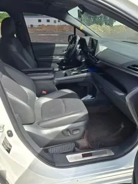2024 Toyota Sienna 2.5L 189HP L4 E-CVT Hybrid,autocango,china used car exporter,china ev exporter,chinese used car exporter,chinese used ev exporter