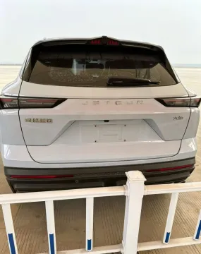 2022 Jetour DASHING 1.6T 197HP L4 7DCT
