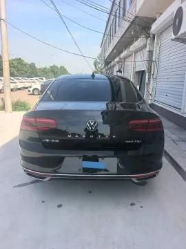 2020 Volkswagen Magotan 2.0T 220HP L4 7DCT,autocango,china used car exporter,china ev exporter,chinese used car exporter,chinese used ev exporter