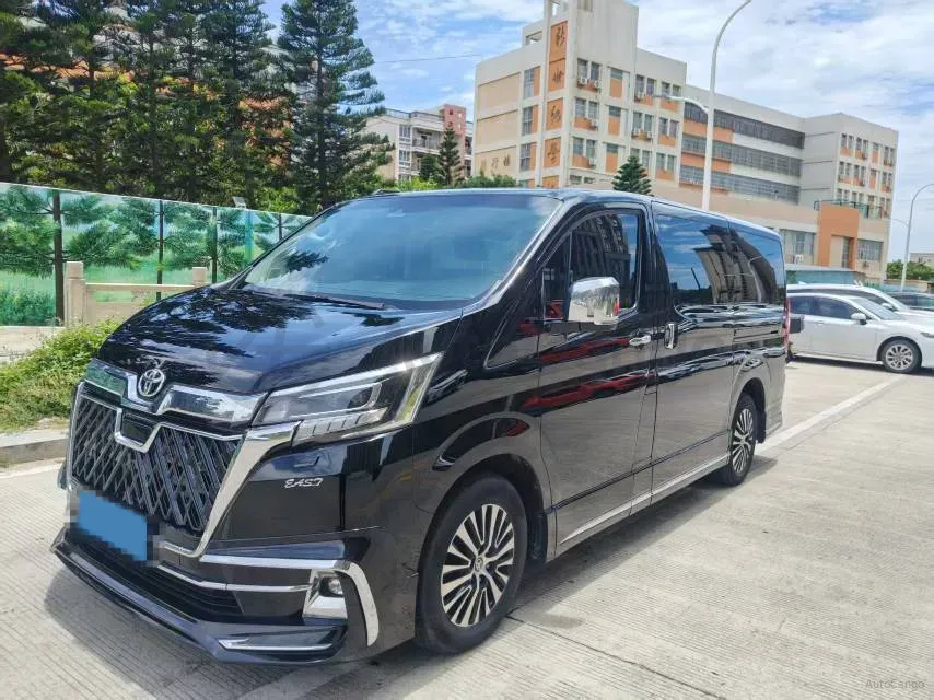 2020 Iveco OuSheng 3.0T 146HP L4 8AT,autocango,china used car exporter,china ev exporter,chinese used car exporter,chinese used ev exporter