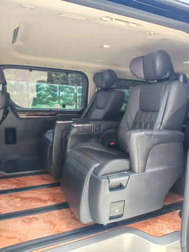 2020 Iveco OuSheng 3.0T 146HP L4 8AT,autocango,china used car exporter,china ev exporter,chinese used car exporter,chinese used ev exporter