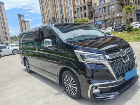 2020 Iveco OuSheng 3.0T 146HP L4 8AT,autocango,china used car exporter,china ev exporter,chinese used car exporter,chinese used ev exporter