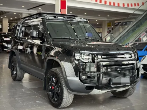 2024 Land Rover Defender 3.0T 400HP L6 8AT