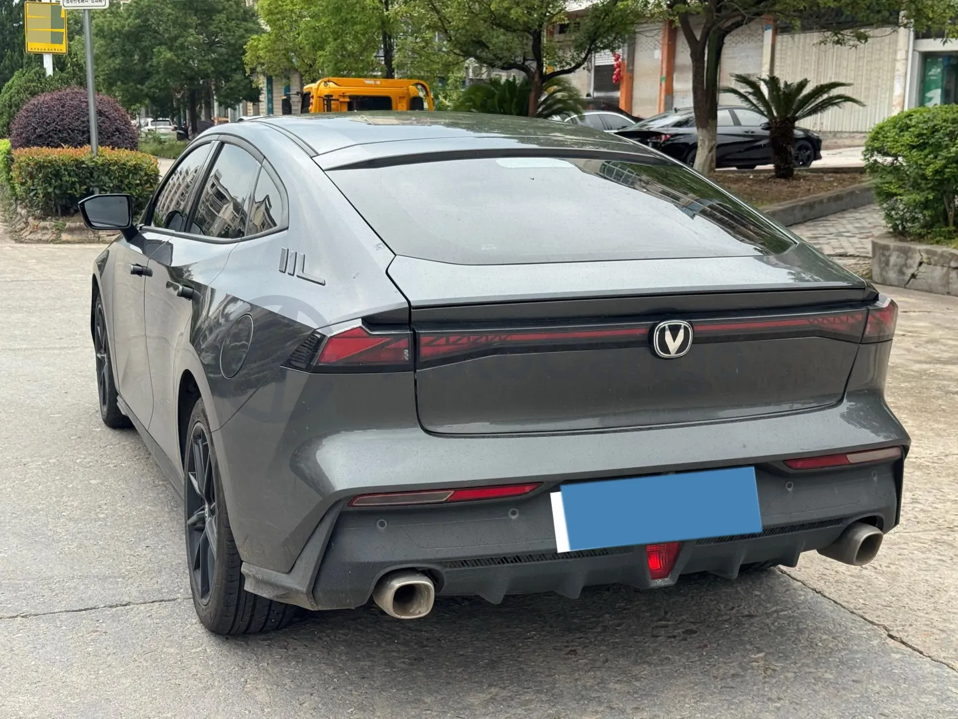 2023 ChangAn UNI-V iDD 1.5T 170HP L4 6TCT PHEV 18.4KWH,autocango,china used car exporter,china ev exporter,chinese used car exporter,chinese used ev exporter
