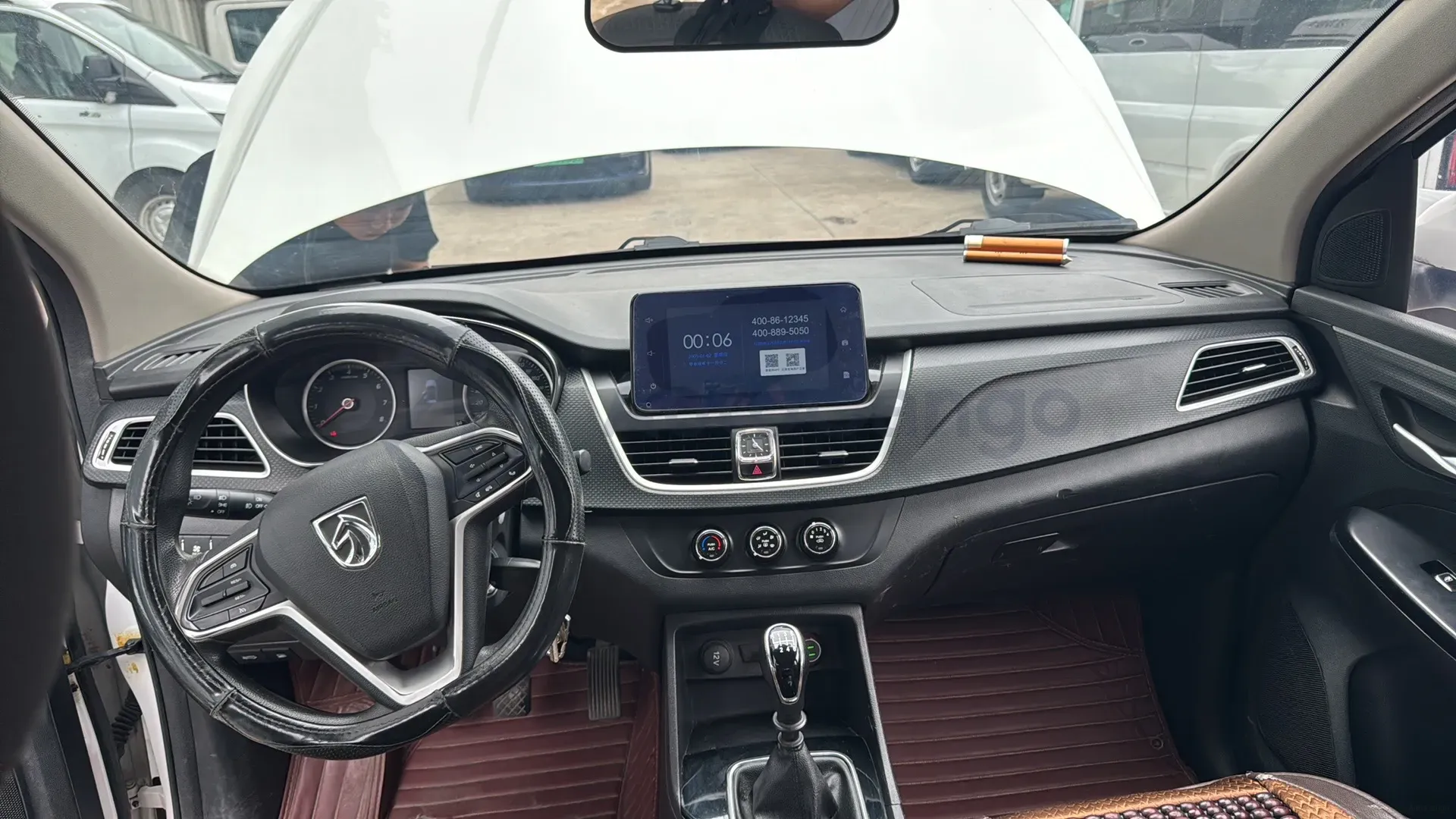 2019 BaoJun 730 1.5L 105HP L4 6MT,autocango,china used car exporter,china ev exporter,chinese used car exporter,chinese used ev exporter