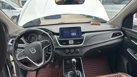 2019 BaoJun 730 1.5L 105HP L4 6MT