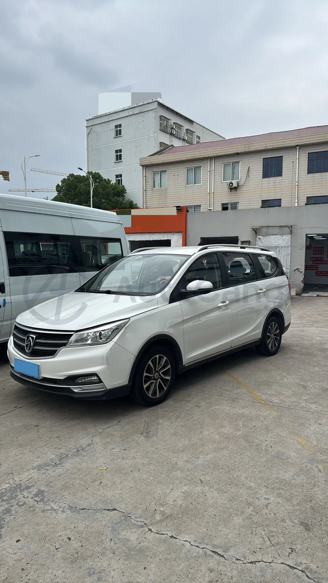 2019 BaoJun 730 1.5L 105HP L4 6MT,autocango,china used car exporter,china ev exporter,chinese used car exporter,chinese used ev exporter