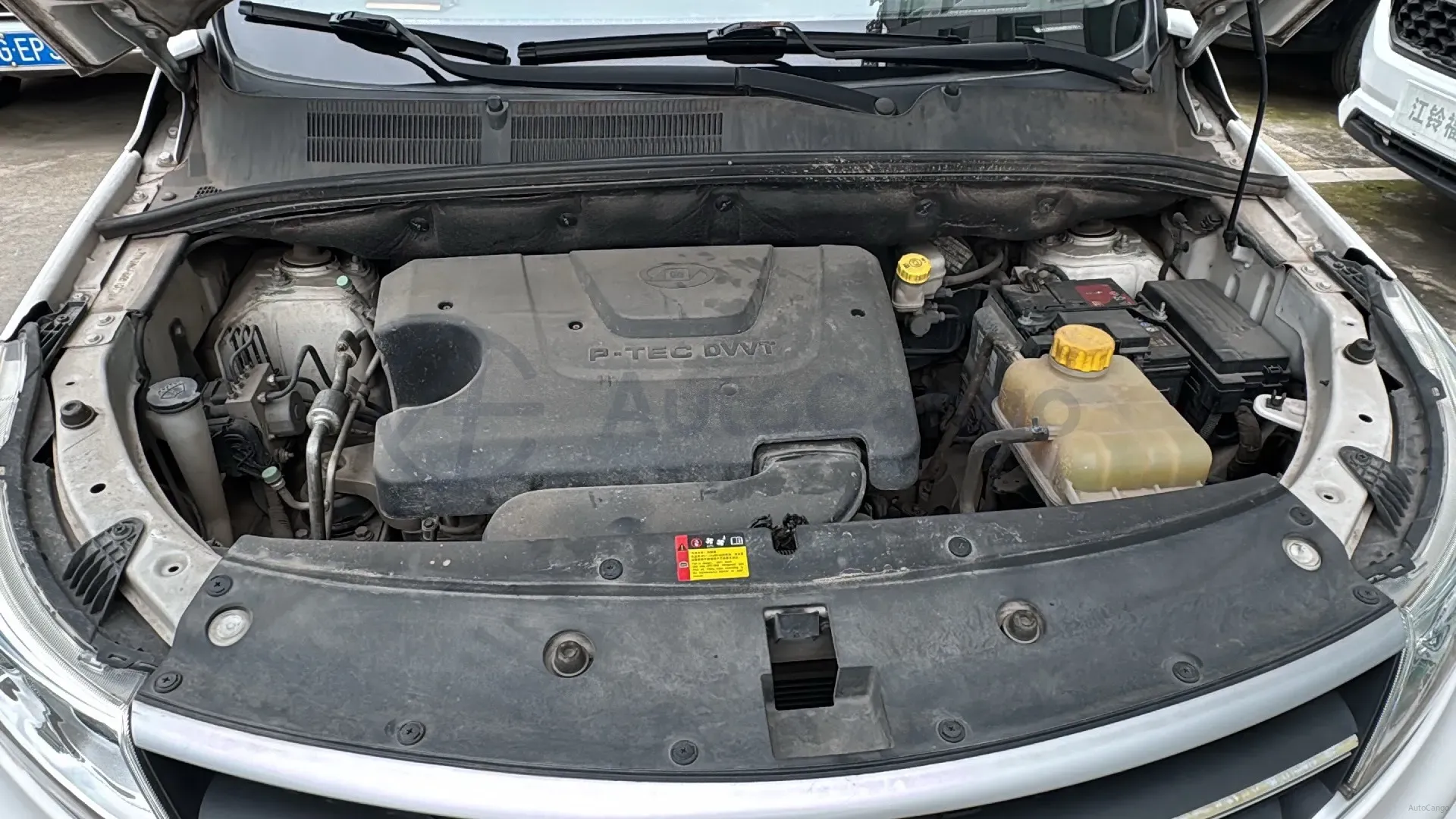 2019 BaoJun 730 1.5L 105HP L4 6MT,autocango,china used car exporter,china ev exporter,chinese used car exporter,chinese used ev exporter