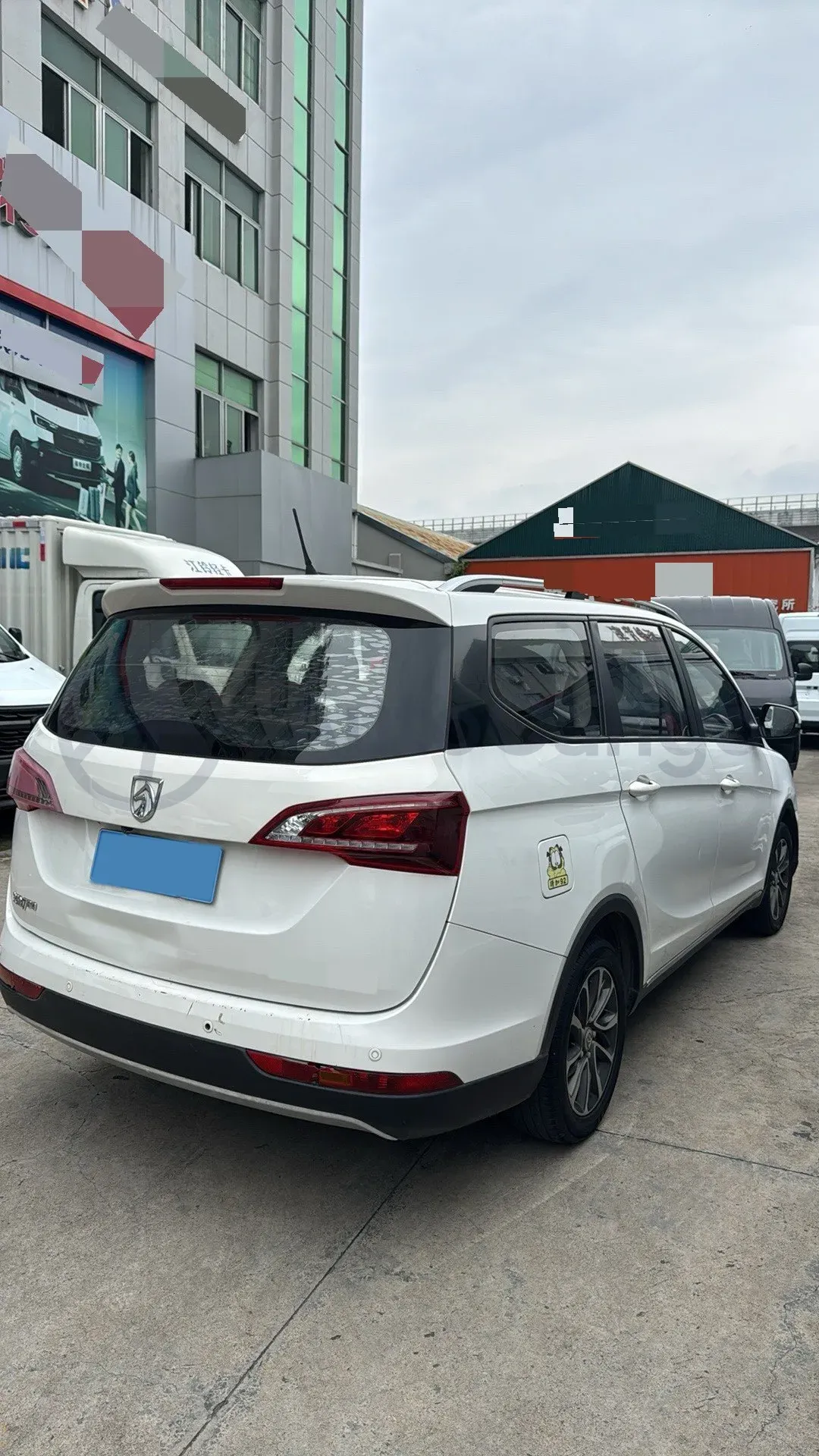 2019 BaoJun 730 1.5L 105HP L4 6MT,autocango,china used car exporter,china ev exporter,chinese used car exporter,chinese used ev exporter