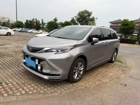 2021 Toyota Sienna 2.5L 192HP L4 E-CVT Hybrid,autocango,china used car exporter,china ev exporter,chinese used car exporter,chinese used ev exporter