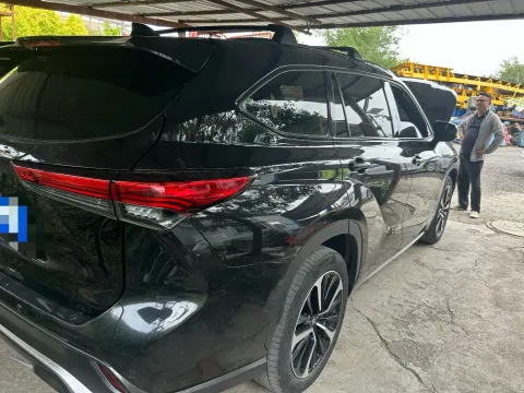 2022 Toyota Crown Kluger 2.5L 192HP L4 E-CVT Hybrid,autocango,china used car exporter,china ev exporter,chinese used car exporter,chinese used ev exporter