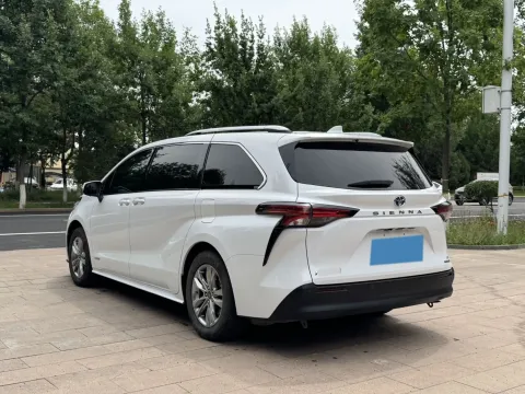 2023 Toyota Sienna 2.5L 189HP L4 E-CVT Hybrid,autocango,china used car exporter,china ev exporter,chinese used car exporter,chinese used ev exporter