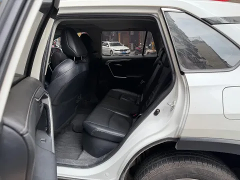 2021 Toyota Wildlander 2.5L 178HP L4 E-CVT Hybrid
