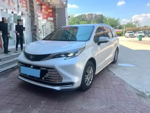 2021 Toyota Sienna 2.5L 192HP L4 E-CVT Hybrid,autocango,china used car exporter,china ev exporter,chinese used car exporter,chinese used ev exporter