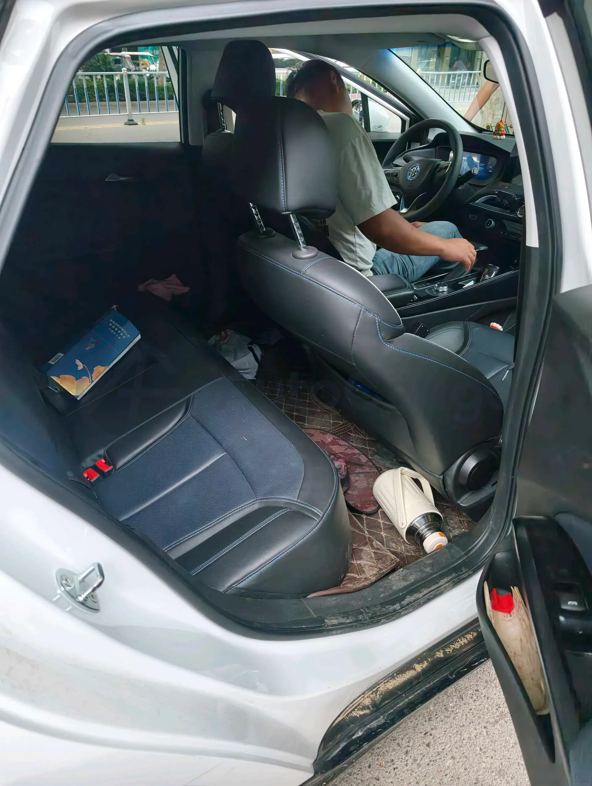 2024 Buick Velite 6 BEV 50.3KWH,autocango,china used car exporter,china ev exporter,chinese used car exporter,chinese used ev exporter