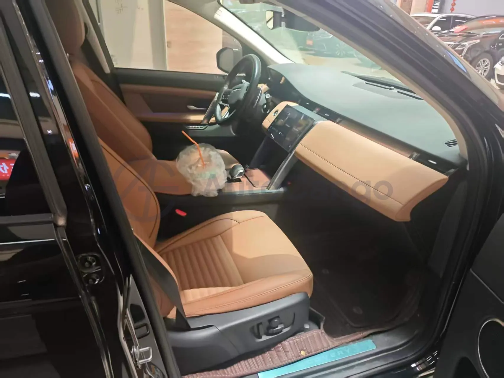 2024 Land Rover Discovery Sport 2.0T 249HP L4 9AT,autocango,china used car exporter,china ev exporter,chinese used car exporter,chinese used ev exporter