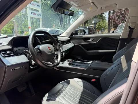 2023 HongQi HS5 2.0T 252HP L4 8AT,autocango,china used car exporter,china ev exporter,chinese used car exporter,chinese used ev exporter