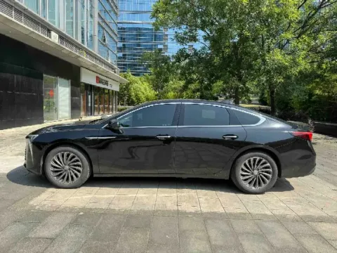 2023 Buick Larcosse 2.0T 237HP L4 9AT
