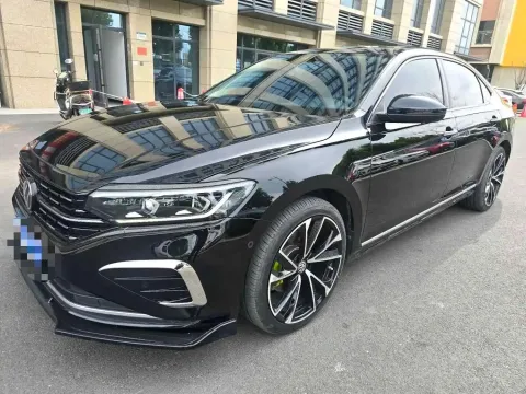 2023 VOLKSWAGEN PASSAT,autocango,china used car exporter,china ev exporter,chinese used car exporter,chinese used ev exporter
