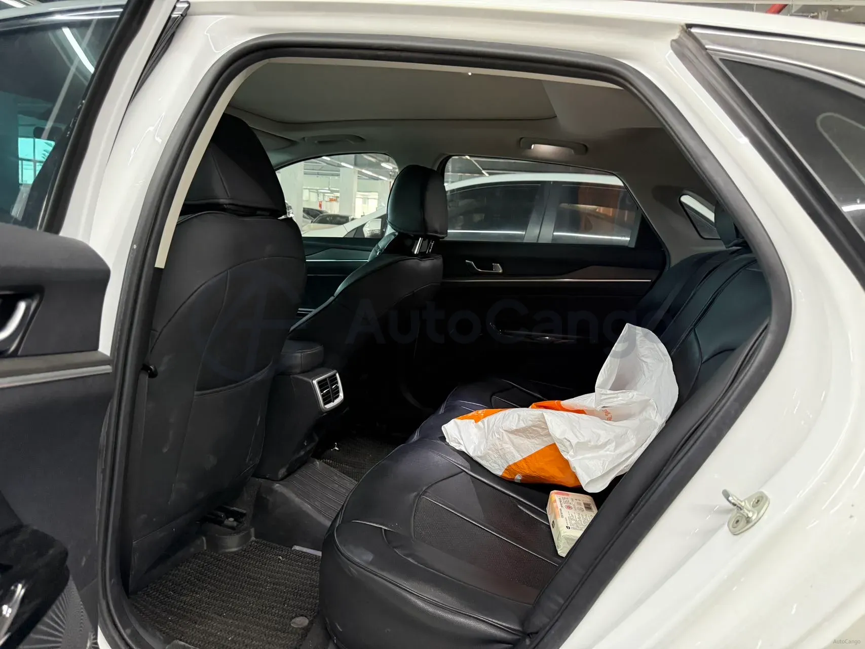 2020 Kia K5 1.5T 170HP L4 7DCT,autocango,china used car exporter,china ev exporter,chinese used car exporter,chinese used ev exporter