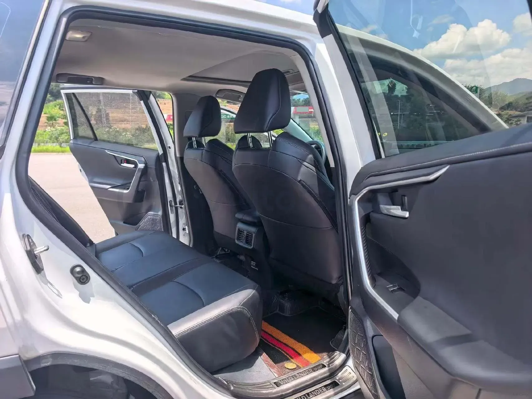 2023 Toyota Wildlander 2.0L 171HP L4 CVT,autocango,china used car exporter,china ev exporter,chinese used car exporter,chinese used ev exporter