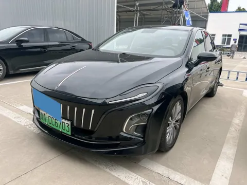 2022 HONGQI E-QM5,autocango,china used car exporter,china ev exporter,chinese used car exporter,chinese used ev exporter