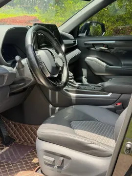 2023 Toyota Crown Kluger 2.5L 189HP L4 E-CVT Hybrid,autocango,china used car exporter,china ev exporter,chinese used car exporter,chinese used ev exporter