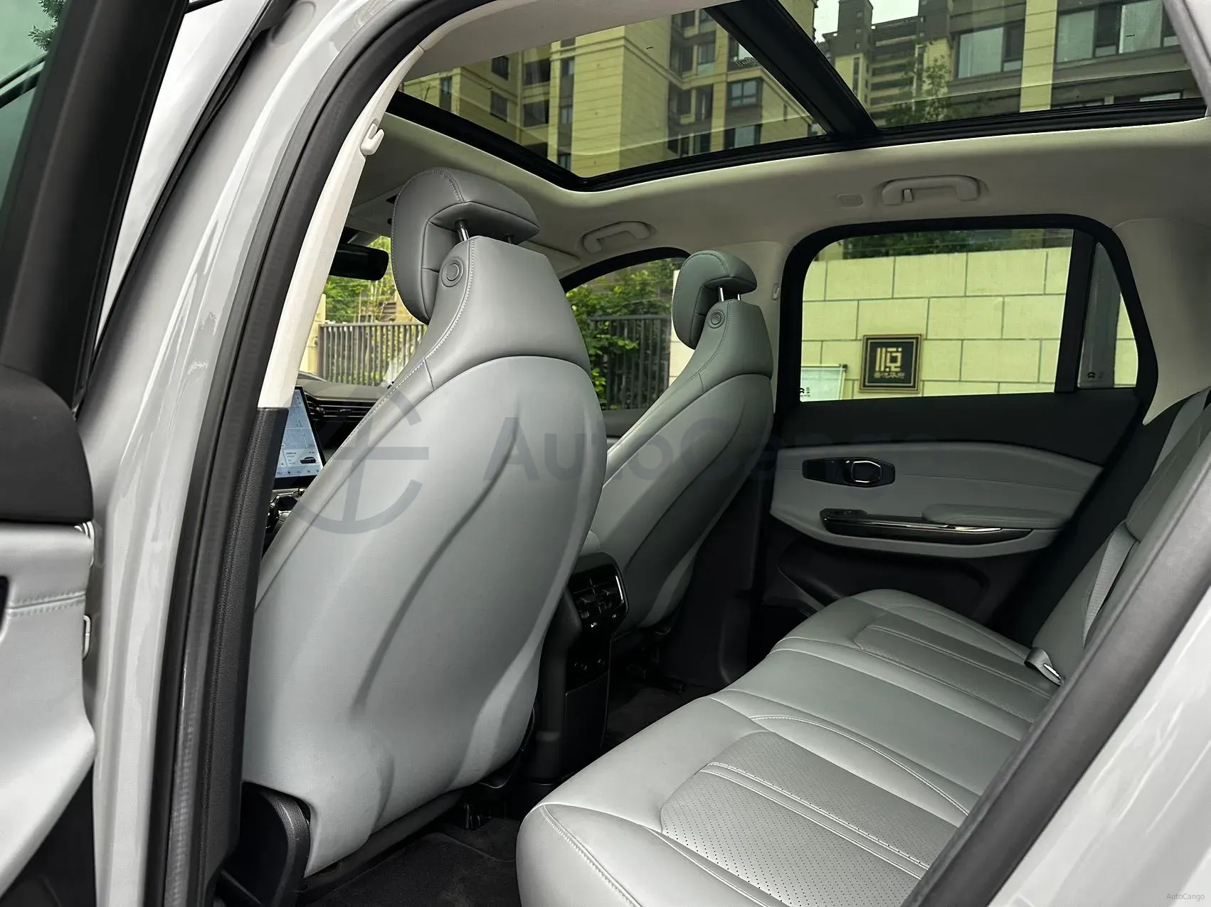 2020 Lexus NX 2.5L 155HP L4 E-CVT Hybrid,autocango,china used car exporter,china ev exporter,chinese used car exporter,chinese used ev exporter