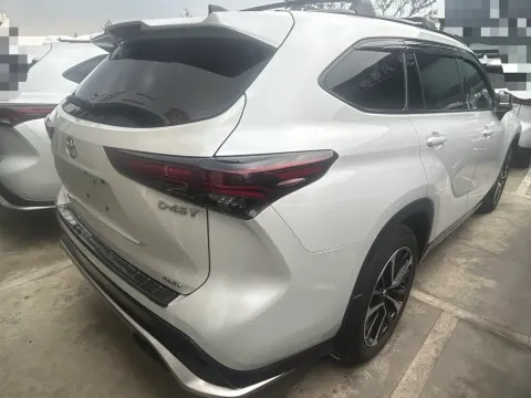 2022 Toyota Crown Kluger 2.0T 248HP L4 8AT,autocango,china used car exporter,china ev exporter,chinese used car exporter,chinese used ev exporter
