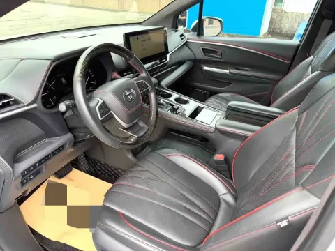 2023 Toyota Sienna 2.5L 189HP L4 E-CVT Hybrid,autocango,china used car exporter,china ev exporter,chinese used car exporter,chinese used ev exporter