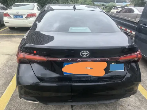 2023 Toyota Avalon 2.0L 177HP L4 CVT,autocango,china used car exporter,china ev exporter,chinese used car exporter,chinese used ev exporter