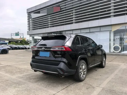 2022 Toyota Wildlander 2.0L 171HP L4 CVT