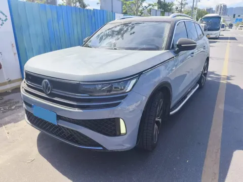 2023 VOLKSWAGEN TAVENDOR,autocango,china used car exporter,china ev exporter,chinese used car exporter,chinese used ev exporter