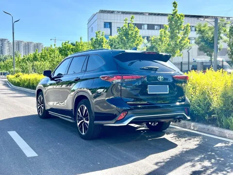 2023 Toyota Crown Kluger 2.5L 189HP L4 E-CVT Hybrid,autocango,china used car exporter,china ev exporter,chinese used car exporter,chinese used ev exporter