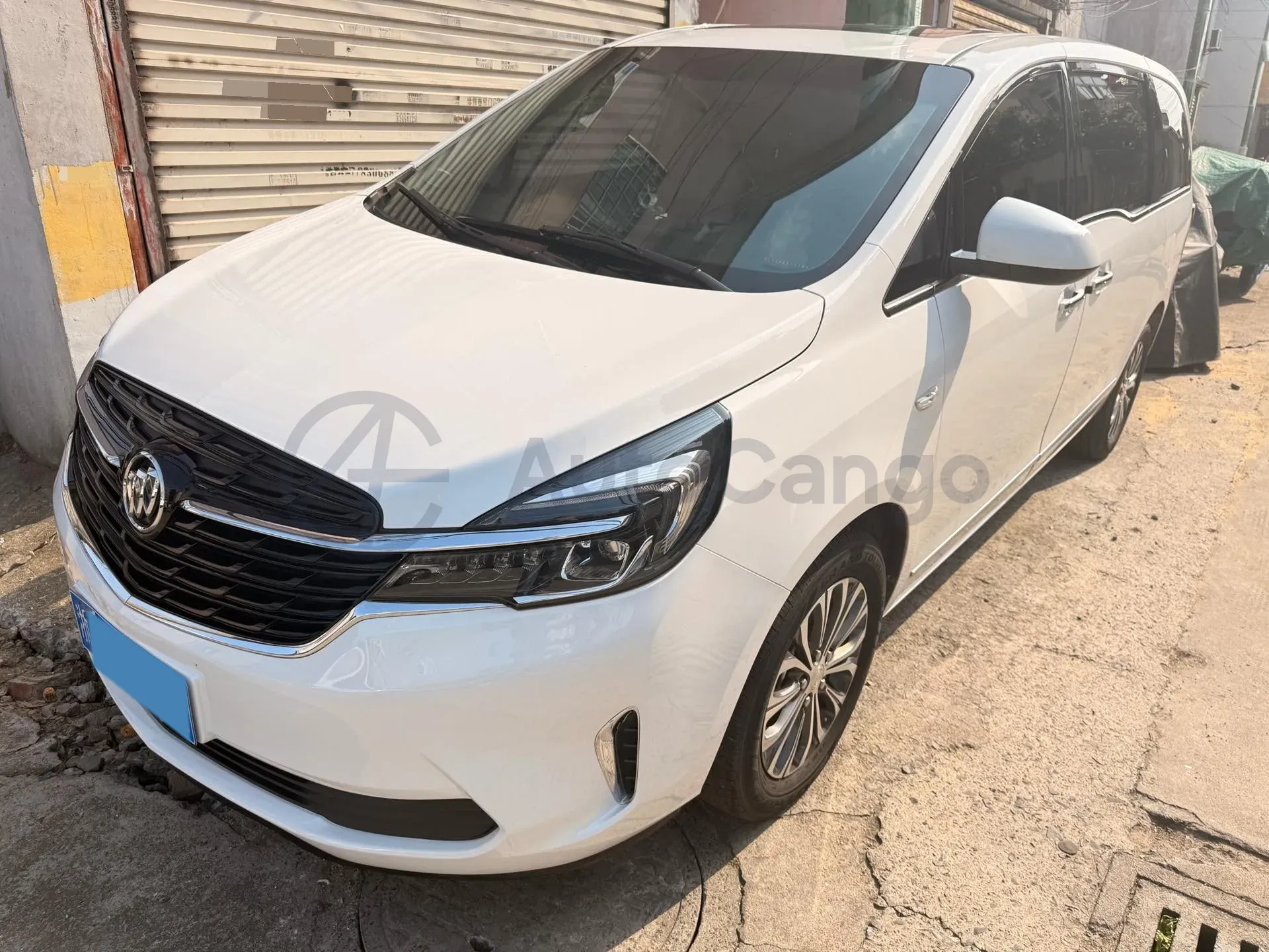 2022 Buick GL8 2.0T 237HP L4 9AT,autocango,china used car exporter,china ev exporter,chinese used car exporter,chinese used ev exporter