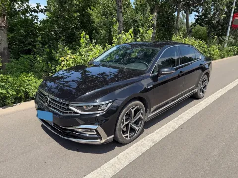 2024 VOLKSWAGEN MAGOTAN,autocango,china used car exporter,china ev exporter,chinese used car exporter,chinese used ev exporter