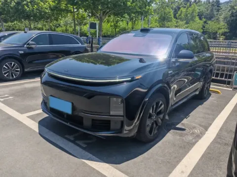 2023 LI L8,autocango,china used car exporter,china ev exporter,chinese used car exporter,chinese used ev exporter