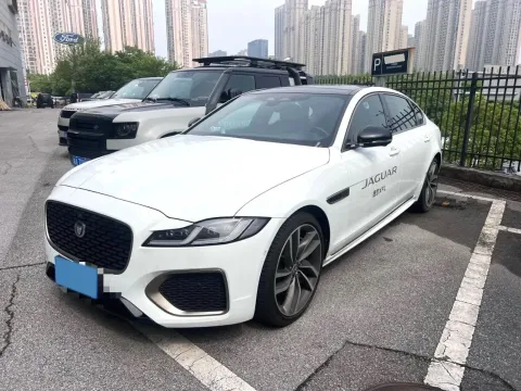 2024 JAGUAR XFL,autocango,china used car exporter,china ev exporter,chinese used car exporter,chinese used ev exporter
