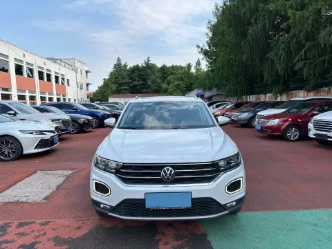 2021 Volkswagen T-Roc 1.4T 150HP L4 7DCT