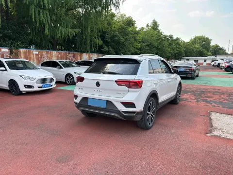 2021 Volkswagen T-Roc 1.4T 150HP L4 7DCT