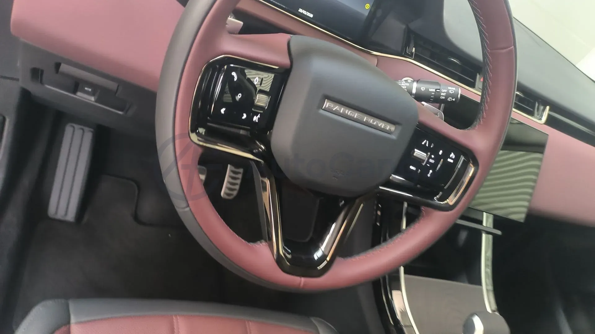 2026 Land Rover Range Rover Evoque 2.0T 249HP L4 9AT,autocango,china used car exporter,china ev exporter,chinese used car exporter,chinese used ev exporter