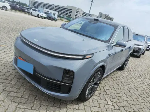2025 LI L8,autocango,china used car exporter,china ev exporter,chinese used car exporter,chinese used ev exporter
