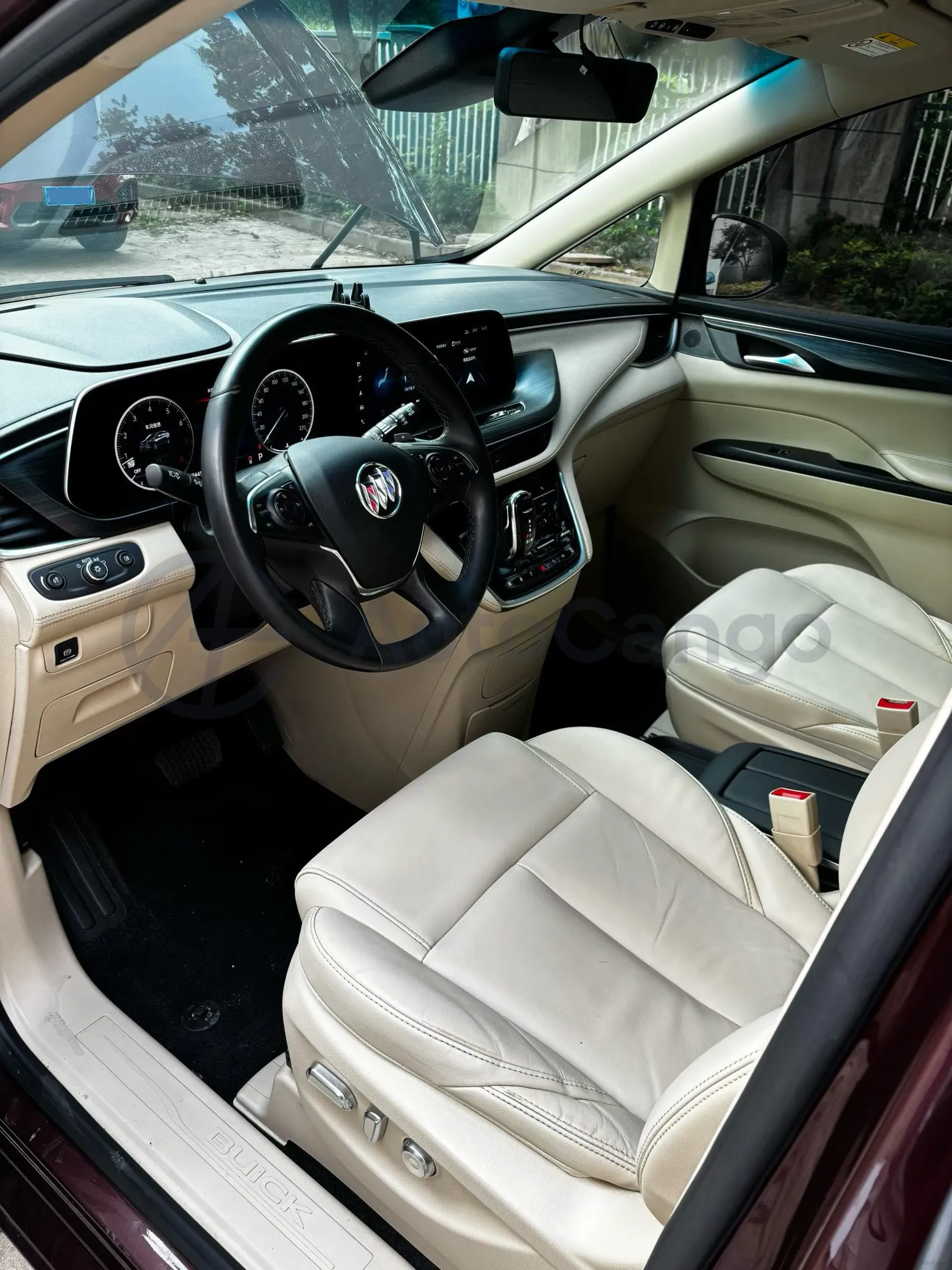 2022 Buick GL8 2.0T 237HP L4 9AT,autocango,china used car exporter,china ev exporter,chinese used car exporter,chinese used ev exporter