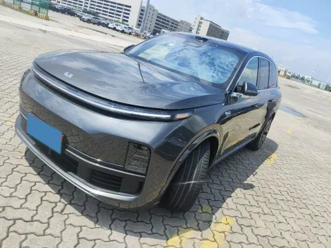 2025 LI L8,autocango,china used car exporter,china ev exporter,chinese used car exporter,chinese used ev exporter