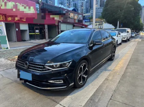 2023 VOLKSWAGEN MAGOTAN,autocango,china used car exporter,china ev exporter,chinese used car exporter,chinese used ev exporter