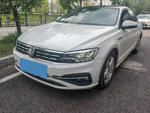 2019 VOLKSWAGEN T-CROSS,autocango,china used car exporter,china ev exporter,chinese used car exporter,chinese used ev exporter