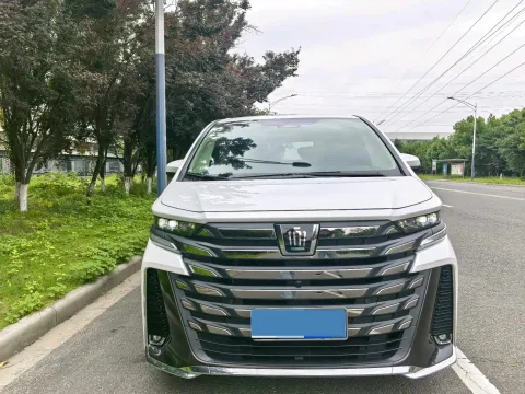 2024 Toyota Vellfire 2.5L 190HP L4 E-CVT Hybrid,autocango,china used car exporter,china ev exporter,chinese used car exporter,chinese used ev exporter