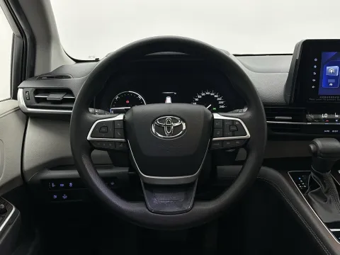 2021 Toyota Sienna 2.5L 192HP L4 E-CVT Hybrid,autocango,china used car exporter,china ev exporter,chinese used car exporter,chinese used ev exporter